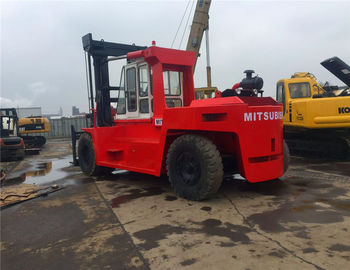 30 طن رافعة شوكية الصناعية D300 ميناء Foklift 6D24 المحرك الأصلي المزود