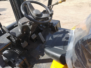 5.5M الصاري TCM FD70 7ton ديزل رافعة شوكية ، TCM تستخدم رافعة شوكية حاوية المزود